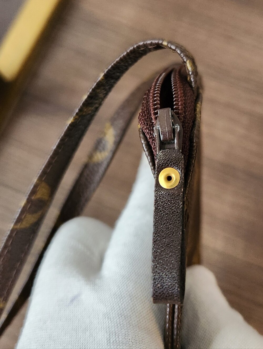 Louis Vuitton Brown Monogram Pochette Secret Passport Holder With Dustbag - Picture 8 of 13